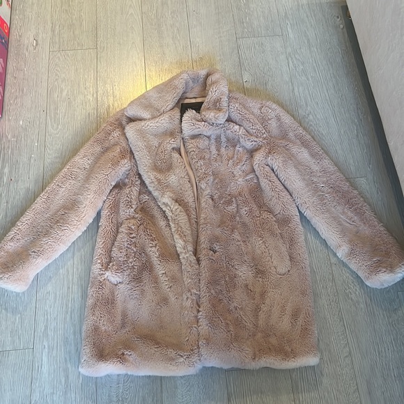 Lucky Brand Faux Fur - Picture 2 of 4